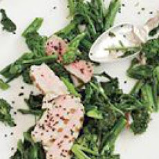 Seared Tuna Steak with Broccoli Rabe