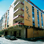 Blooms Hotel