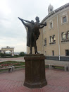 Улан-Удэ. Памятник Абашееву и Сахьяновой