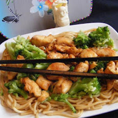 Asian Noodles With Chicken and Scallions