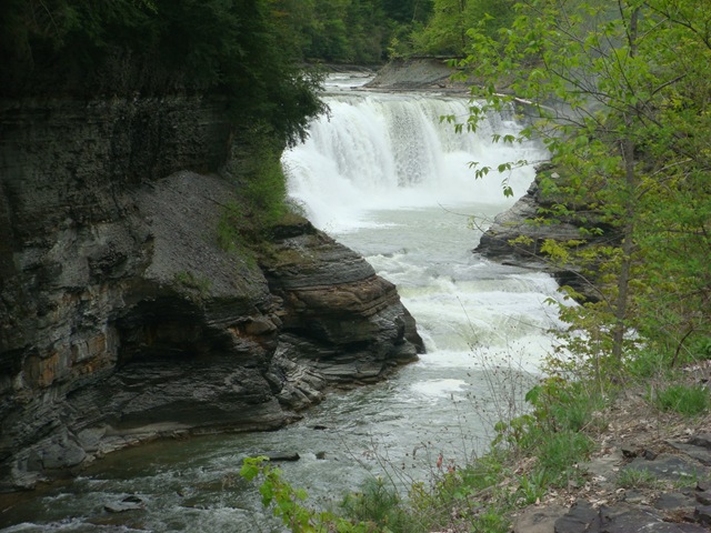 [Lower Level Falls[3].jpg]