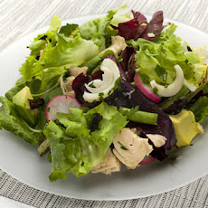 Tuna, Olive, Avocado, and Green Bean Salad Recipe