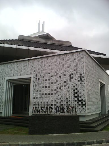 Nur Siti Mosque CMNP