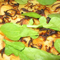 Potato and Arugula Pizza