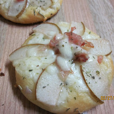 Pear and Prosciutto Tartlett