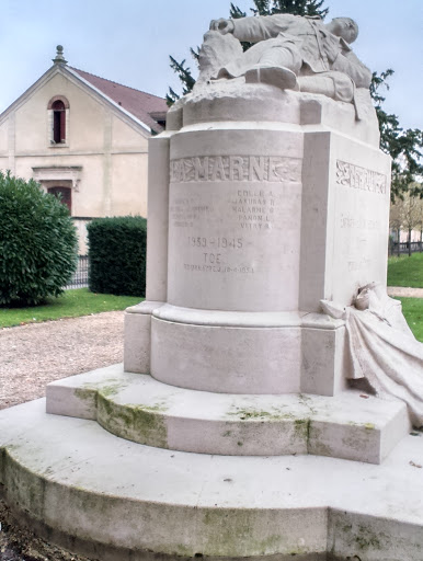 La Marne Monument Aux Morts 