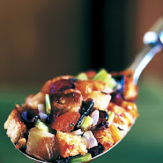 Winter Fruit and Nut Stuffing