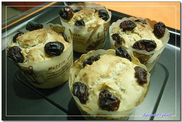 http://lh5.ggpht.com/dmreader8/SM9y6m0buFI/AAAAAAAAErE/3VqhHec4OCk/s800/R0016275.jpg