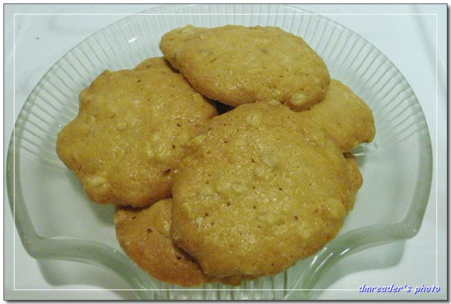 http://lh5.ggpht.com/dmreader8/SN9VqhmDj-I/AAAAAAAAEsE/dh23C0fGgmA/s800/R0016061.jpg