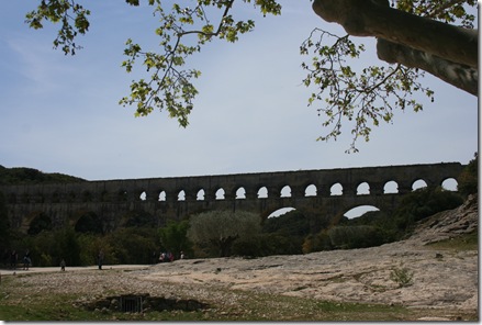 Pont du Guard and Avignon 008