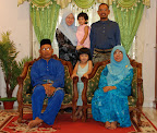 our family with tok ayah n tok mak