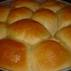 Feather Bread  (Bread Maker - for Bread - Rolls - and Buns.)