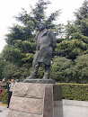 Statue of Huang Xing