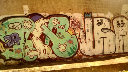 Graffiti Box 716