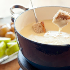 Gruyère Fondue