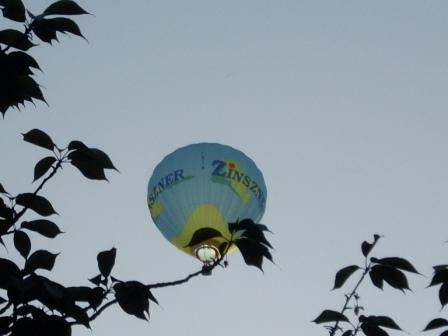 [montgolfière[3].jpg]
