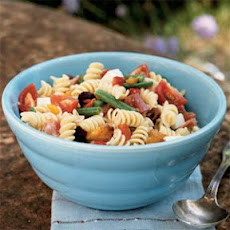 Rotini Salad with Kalamata Olive Dressing