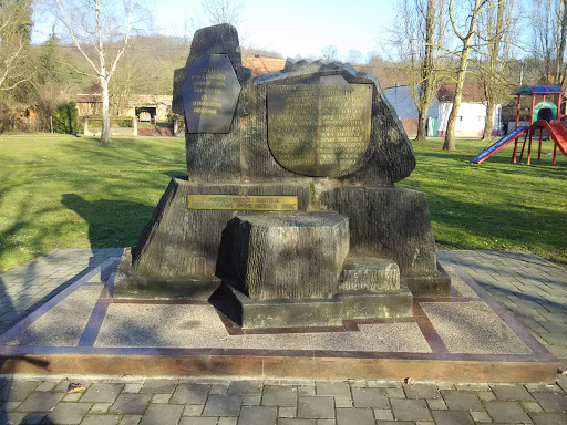 Spomenik poginulim braniteljima