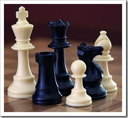 657px-ChessSet Ajedrez