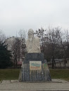 Statuia lui Hakim Omar Khayyam