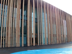 800px-Pabellón_de_España_Zaragoza