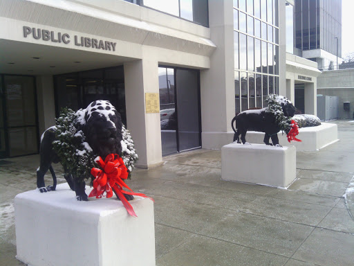 Kankakee Public Library Lion Statues