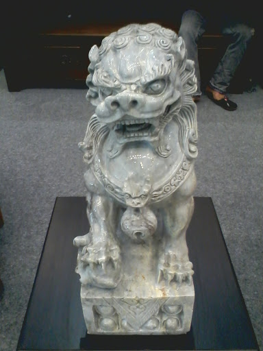 Chinese Lion Statue