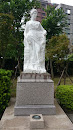 Statue 11