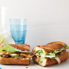 Chicken Sandwiches with White Onions and Peppers