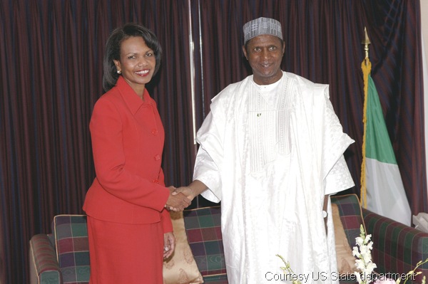 [rice-Yaradua-92707_600[14].jpg]