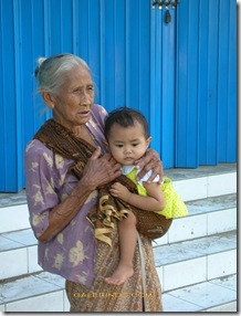 Kasih Seorang Nenek Terhadap Cucunya