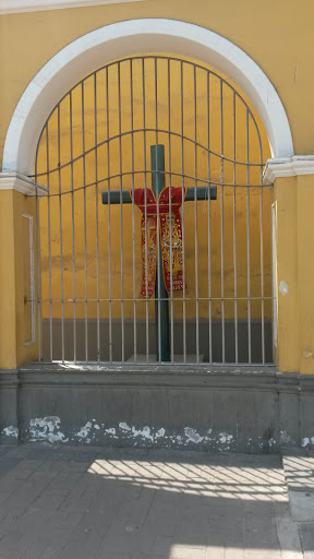 Cruz Antigua Surco Viejo