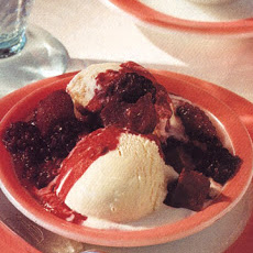 Vanilla Ice Cream with Hot Rhubarb-Blackberry Compote