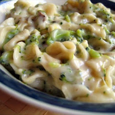Broccoli-Noodle Parmesan Bake