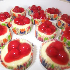 Individual Mini Cherry Cheesecake Cups