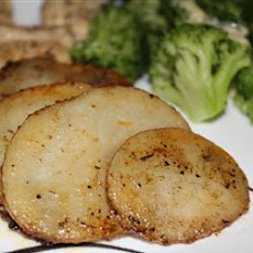 Garlic Herb Skillet Potatoes