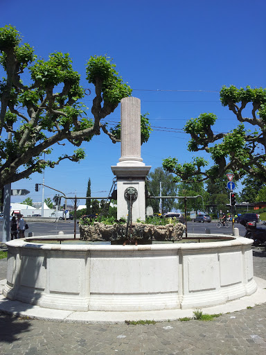 Fontaine de la Place du Port