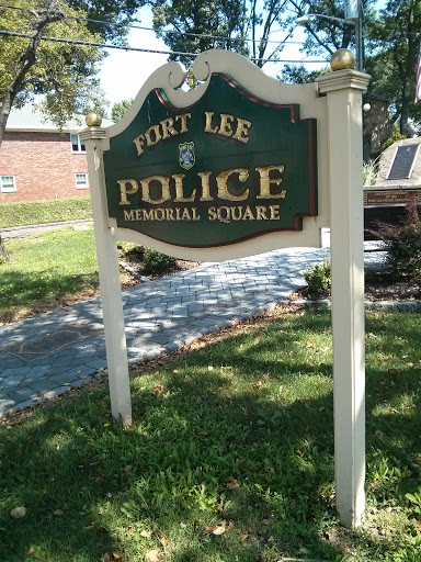 Entrance to the Fort Lee Police Memorial Square