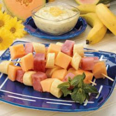 Fruit with Yogurt Sauce