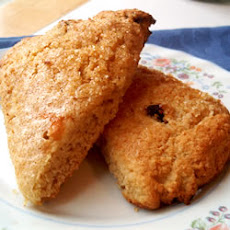 Restaurant-Quality Maple Oatmeal Scones