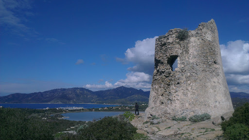 Torre Spagnola Di Porto Giunco
