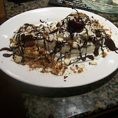 Banana Split Brownie Pie