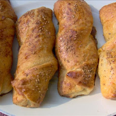 Easy Crescent Cheddar Twists