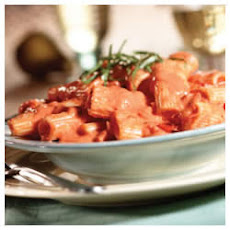 Rigatoni in Vodka Sauce