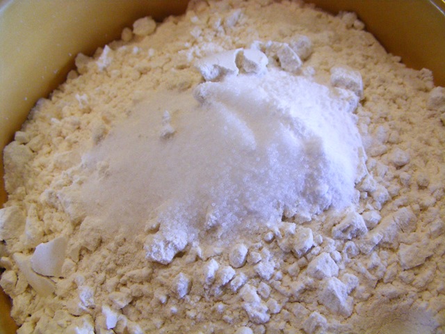 [Flour and stuff[5].jpg]