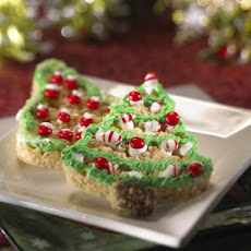 Trimmed Christmas Tree Treats™