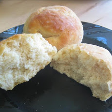 Fast Buttermilk Yeast Rolls
