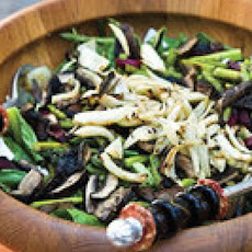 Everything Grilled Salad with Tuscan-Style Steak