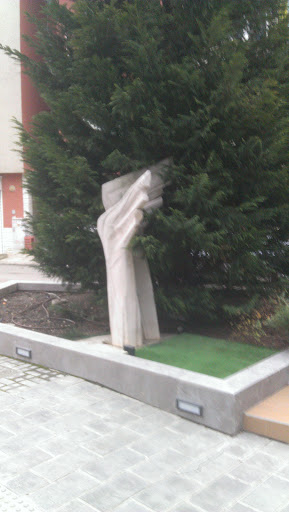 Statue in Levski