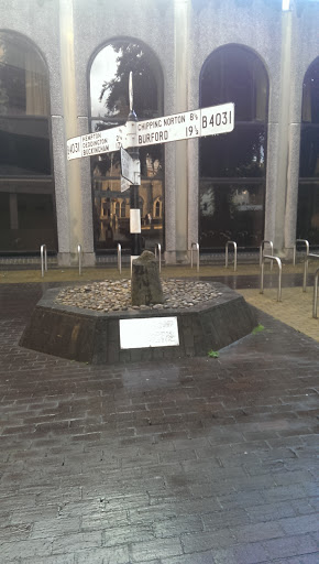 Oxford Signpost Memorial